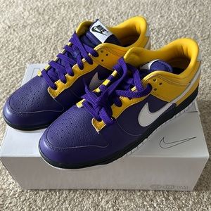 Nike Dunk size 9 purple and gold ID